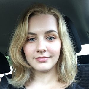 Meet your Posher, Carly